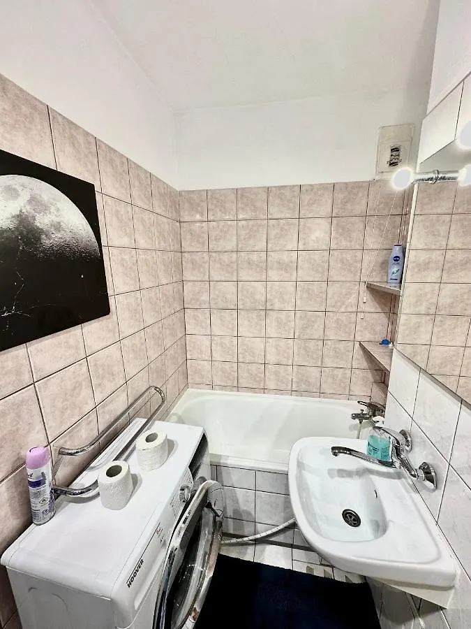 Super Apartament Grey Centrum 2X Metro Fast Wifi 300 Mbs Netflix Appletv Smarttv Spotify Panorama Miasta Warszawa 0*,